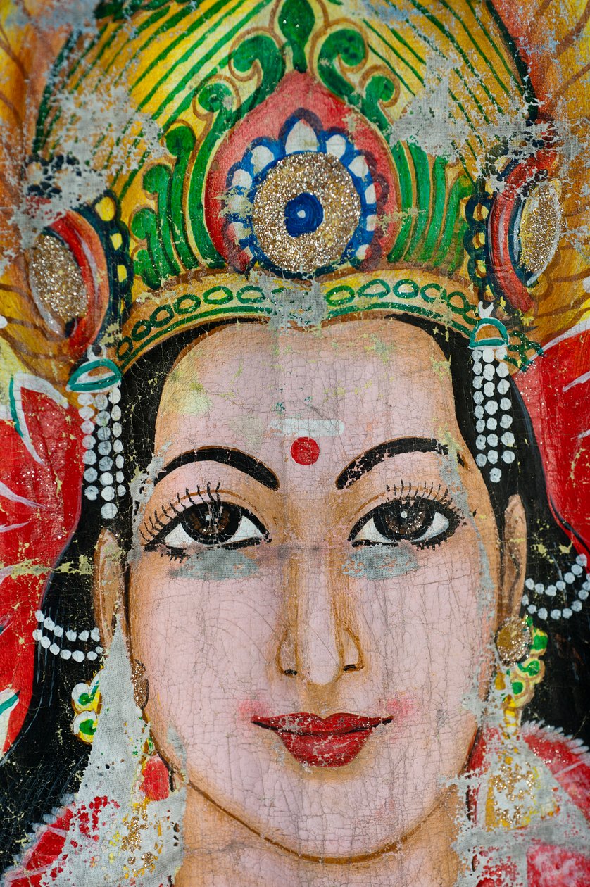 印度女神的绘画，在寺庙的墙壁上，在Tirukovil村庄，在东海岸，斯里兰卡。 2010年5月29日。 作者 不明