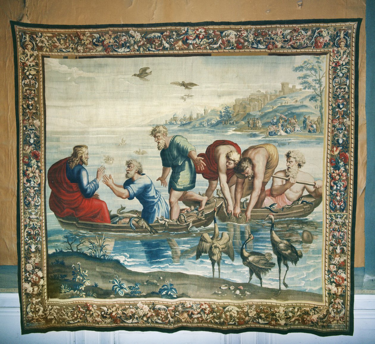 挂毯描绘了使徒行传，神奇的鱼群，在菲利普·佩格尔（1641-1705），1695-98（羊毛挂毯）的指导下在博韦工作室编织 作者 拉斐尔（Raffaello Sanzio Raphael）