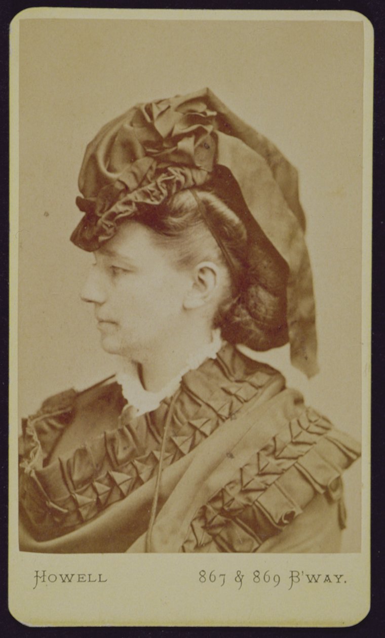 Victoria Woodhull（1838-1927），1875年的肖像 作者 美国摄影师