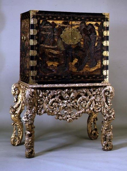 giltwood支架上的柜子，c.1680（柜子） 作者 荷兰学校