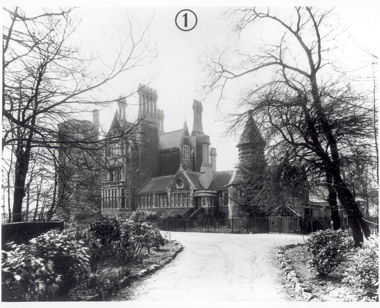 Meanwood Towers，建于1867年，1950年 作者 英国摄影师