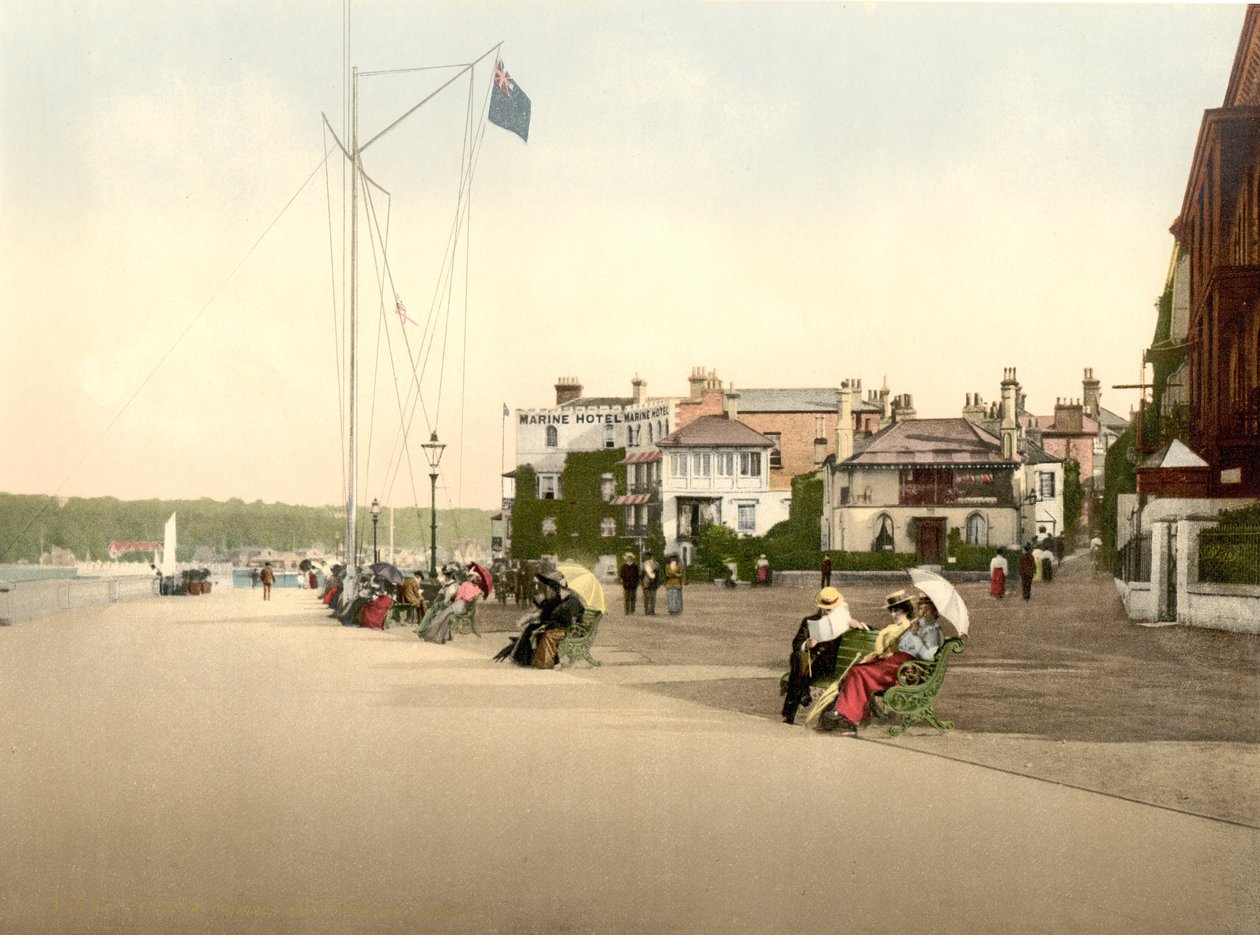 The Promenade，Cowes，IOW，pub。 c.1890  -  1900（彩色石版画） 作者 英国摄影师