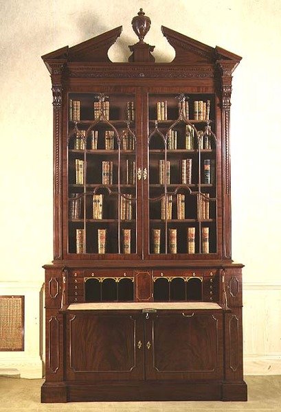 齐本德尔（Chippendale）破旧的书橱，带有哥特式窗饰，1760年 作者 英语学校