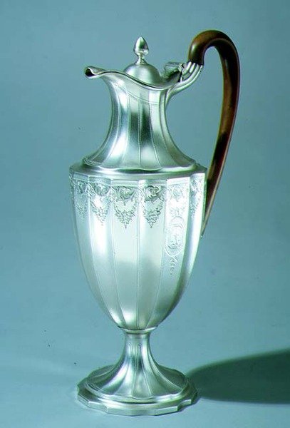 热水壶，明亮切割，由伦敦的Peter和Anne Bateman镶嵌，1792年（银色） 作者 英语学校