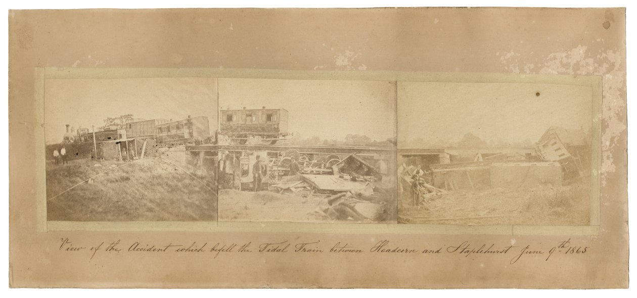 1865年Staplehurst列车坠毁蒙太奇（三张棕褐色调的照片一起安装在卡背板上） 作者 英语学校