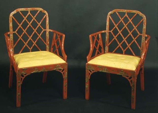 两把中国Chippendale扶手椅，1760（红漆） 作者 英语学校