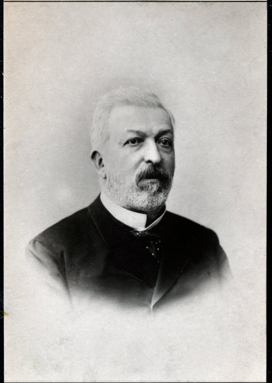 欧内斯特康斯坦斯（1833-1913）的肖像，法国政治家和殖民地管理者。 作者 法国摄影师