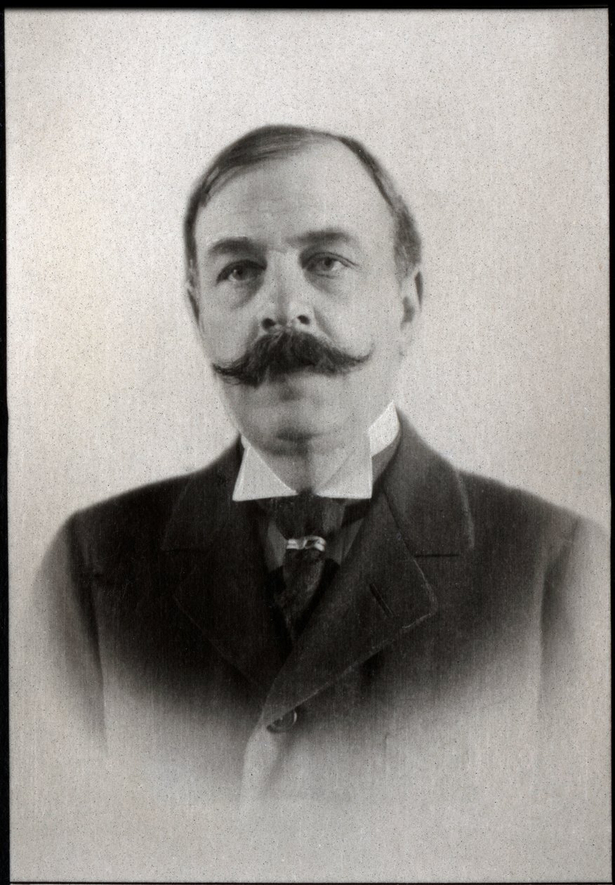 法国作家Octave Mirbeau（1848-1917）的肖像。 作者 法国摄影师