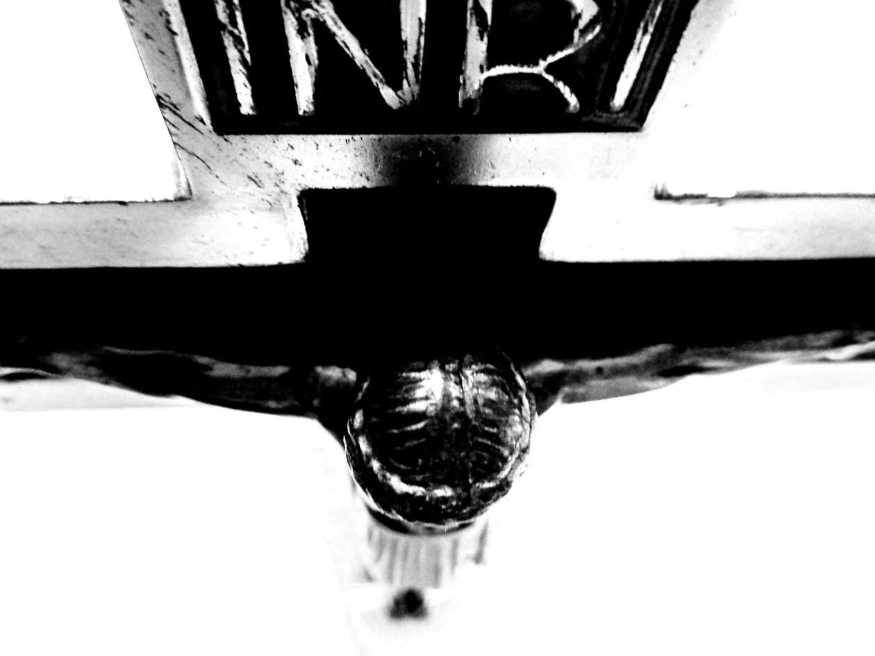 INRI1 作者 玛蒂娜·柯尼兹基（Martina Konitzky）