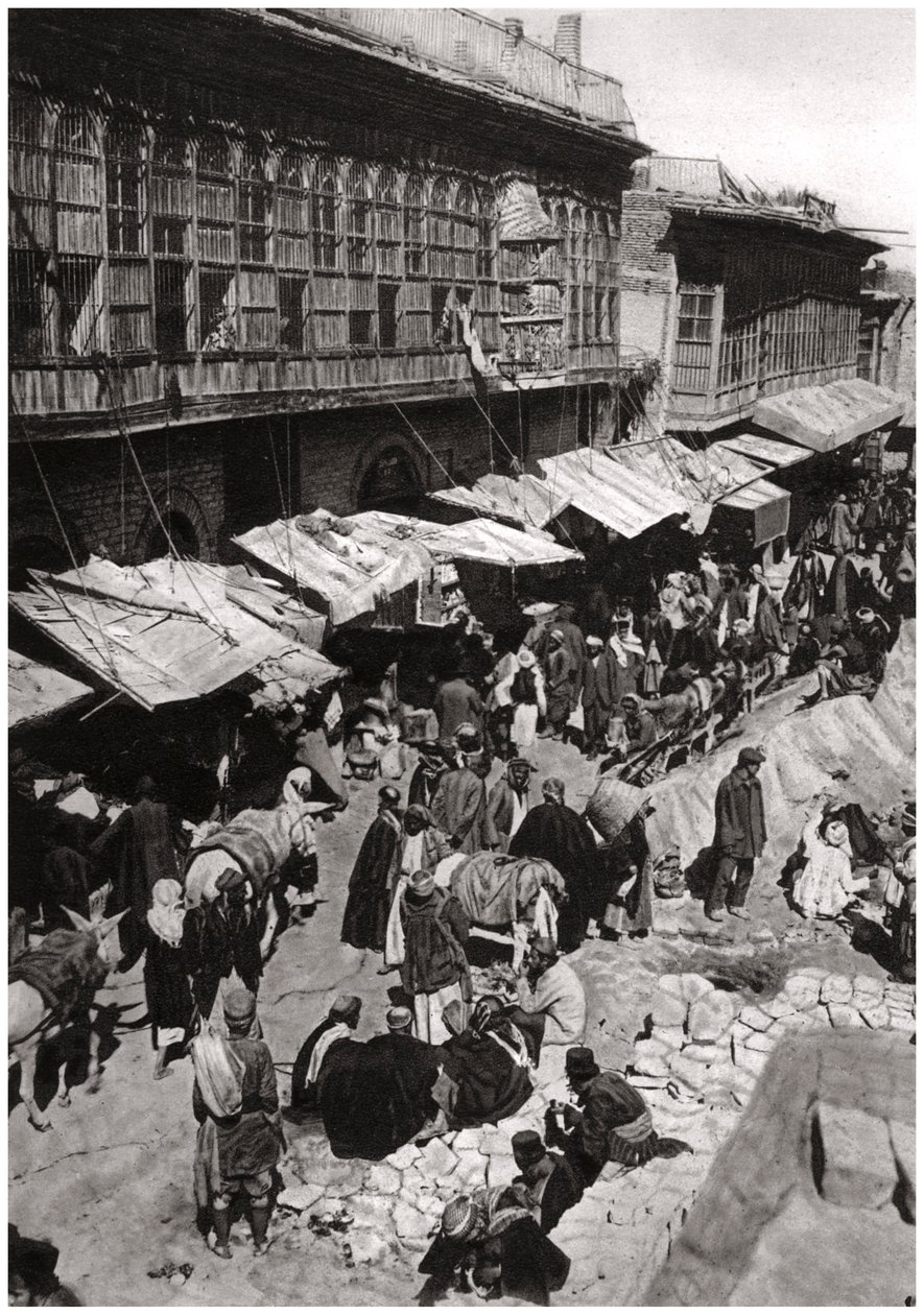 伊拉克巴士拉阿沙尔的谢赫·加沙尔市场，1925年。 作者 凯里姆