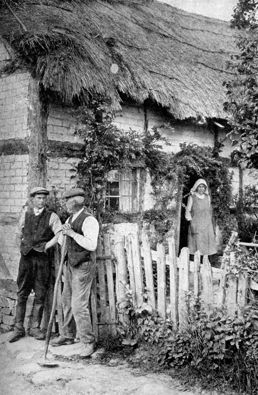 两名男子在赫里福德郡卢克顿附近的一间小屋外聊天，约建于1192年。 作者 AW卡特勒