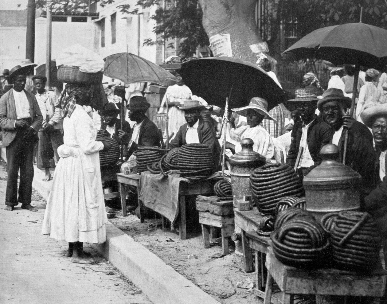 牙买加的绳索烟草销售商，c1905年。 作者 阿道夫·杜珀利和儿子