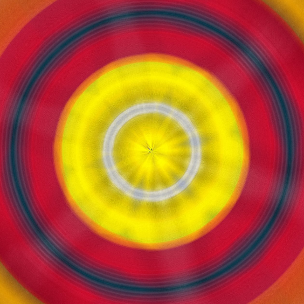 Eye fruit,2019,(mixed media) 作者 亚历克斯·卡明克