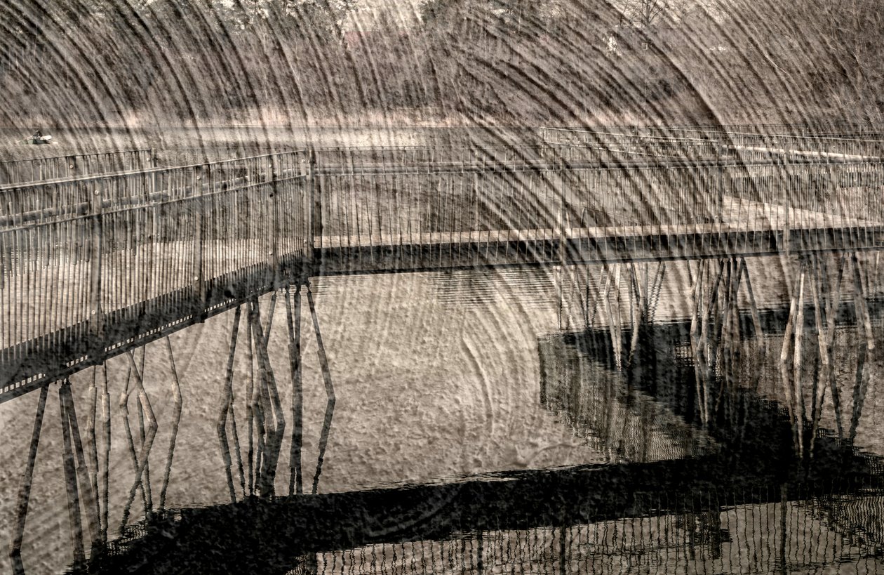 invisible,2019,(mixed media) 作者 亚历克斯·卡明克