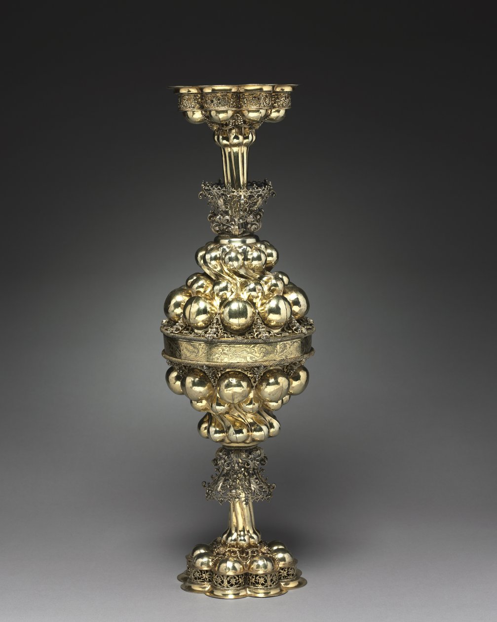 双重高脚杯，c.1614-1632 作者 亚历山大·特雷加特