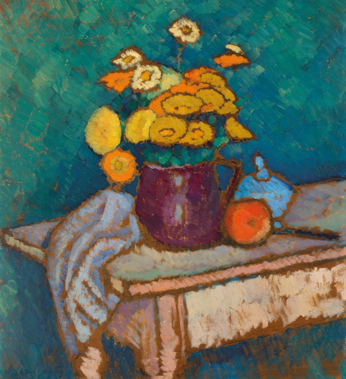 布的静物，壶中的花和苹果，1909-1910。 作者 阿列克谢·贾夫伦斯基 (Alexei Javlensky)