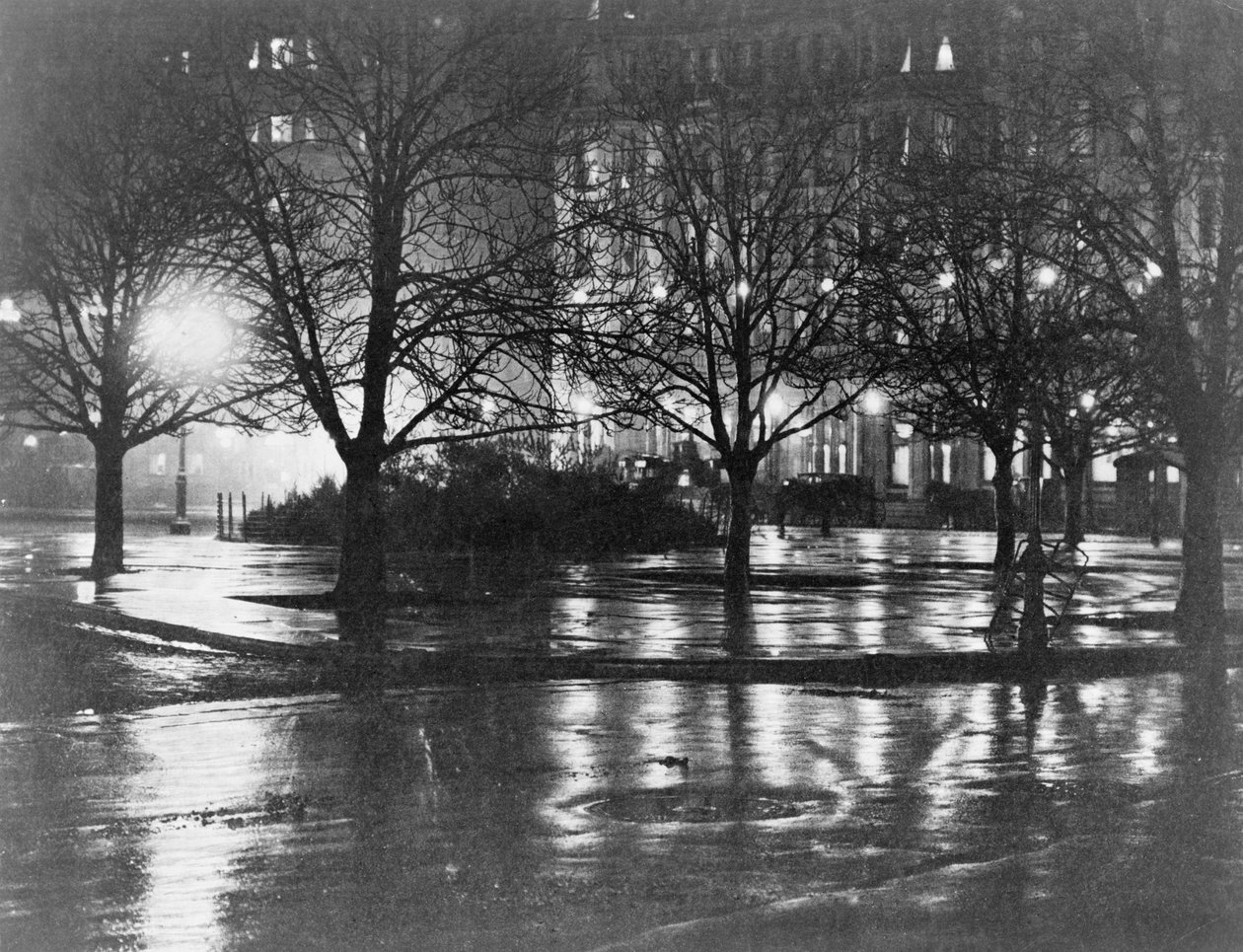 Reflections, night, New York, c.1898 (photogravure)   1416399   zh       chinese Successfully Translated  Original: Ecclesiastical Panel: The Sacrifice Of Isaac (gold thread, wool, wire) Translat: Ecclesiastical Panel: The Sacrifice Of Isaac (gold thread,  作者 阿尔弗雷德·斯蒂格利茨