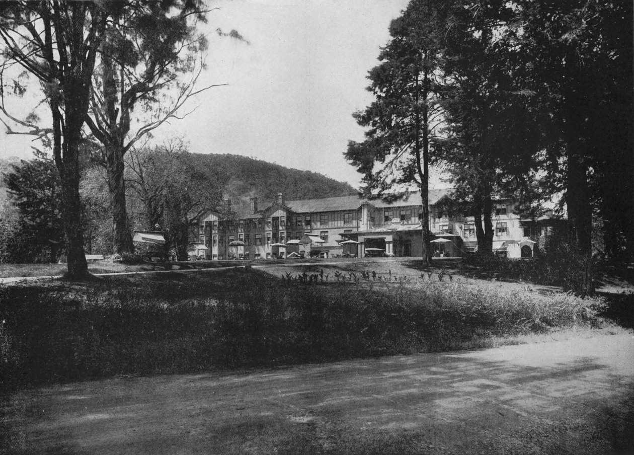 努沃勒埃利耶大酒店，c1890,1910年 作者 阿尔弗雷德·威廉·阿曼杜斯板