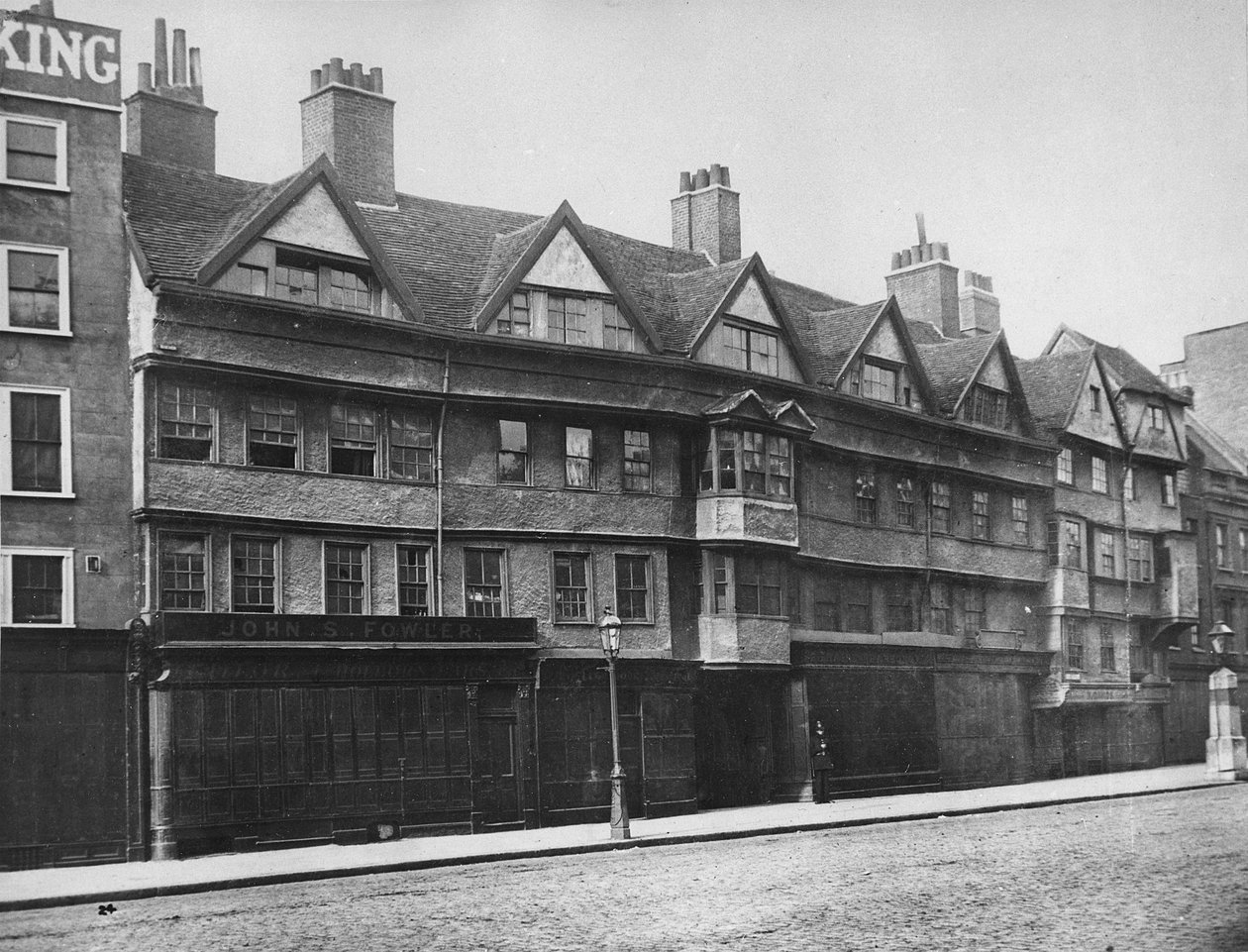 Holborn Bars，c.1878 作者 阿尔弗雷德和约翰·布尔
