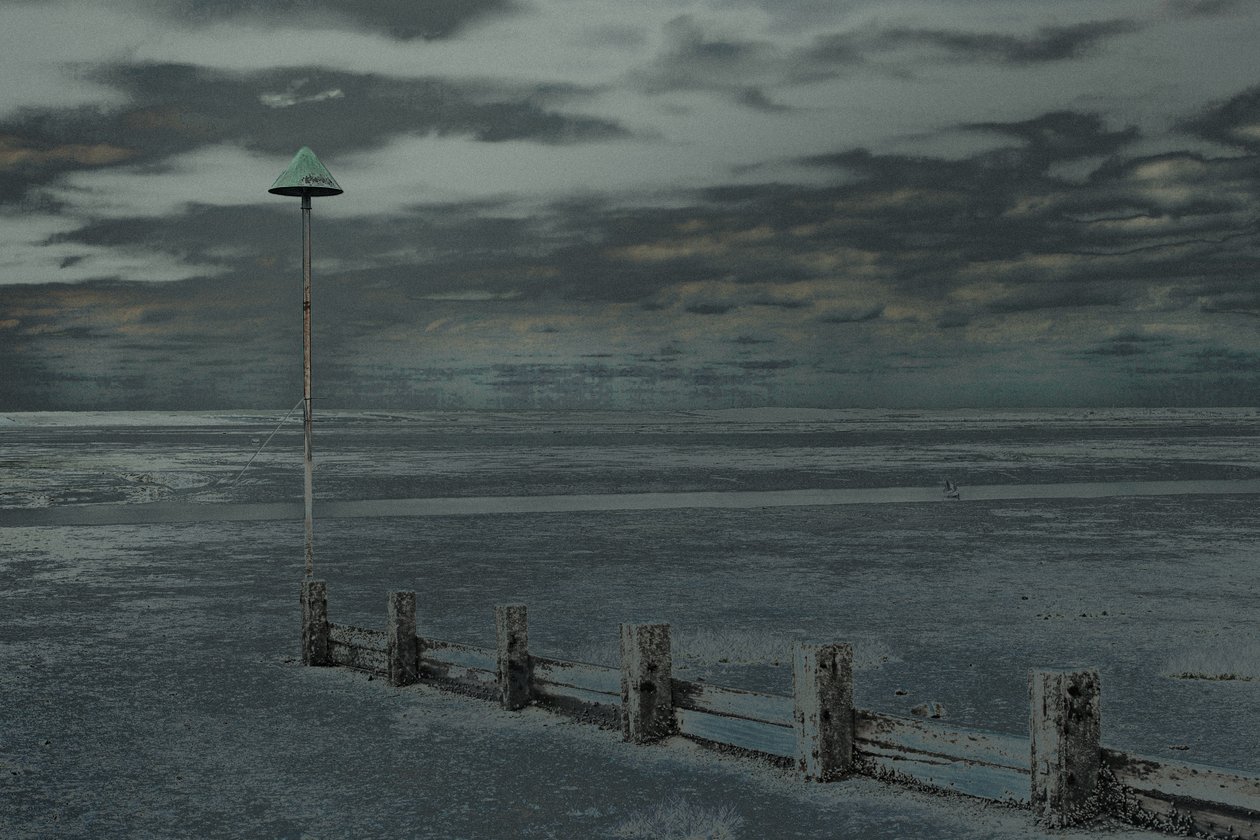 海滩漫步，海边利，2018 年（手绘照片） 作者 爱丽丝·古里亚