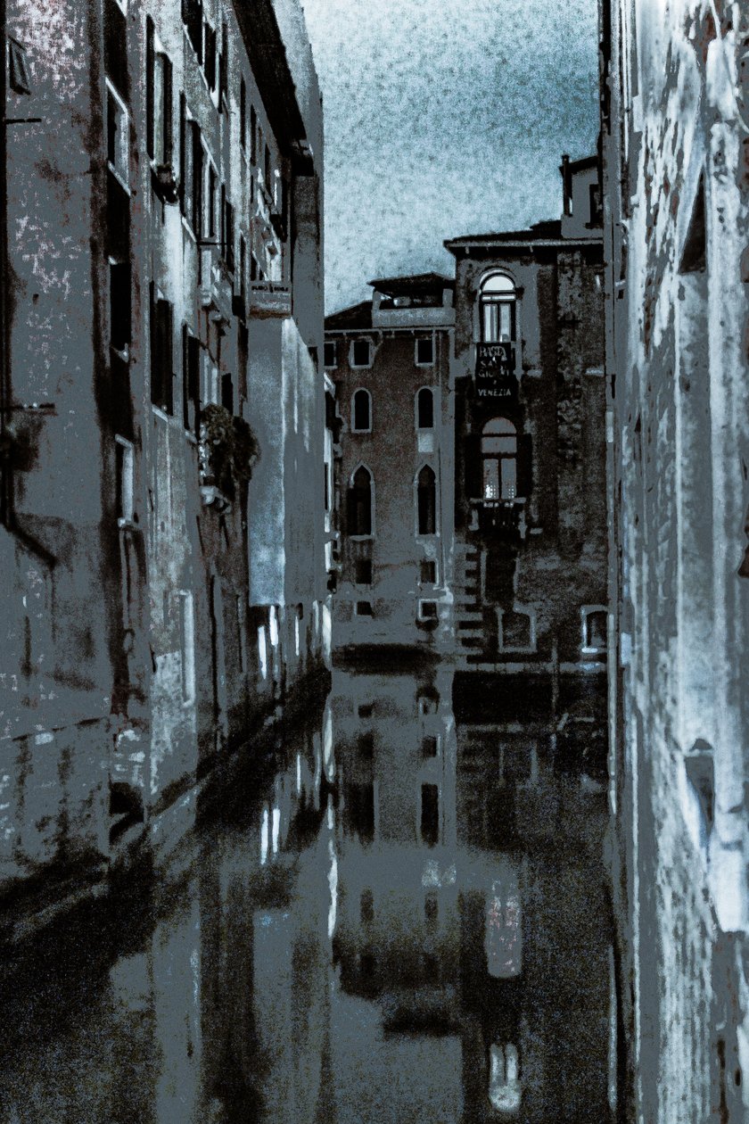 宁静的早晨，威尼斯，2019（手绘照片） 作者 爱丽丝·古里亚