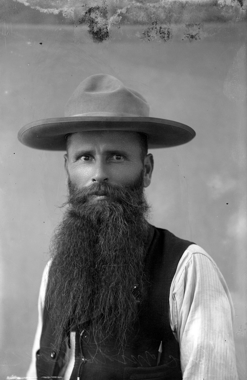 Doc Middleton，c.1891 作者 美国摄影师