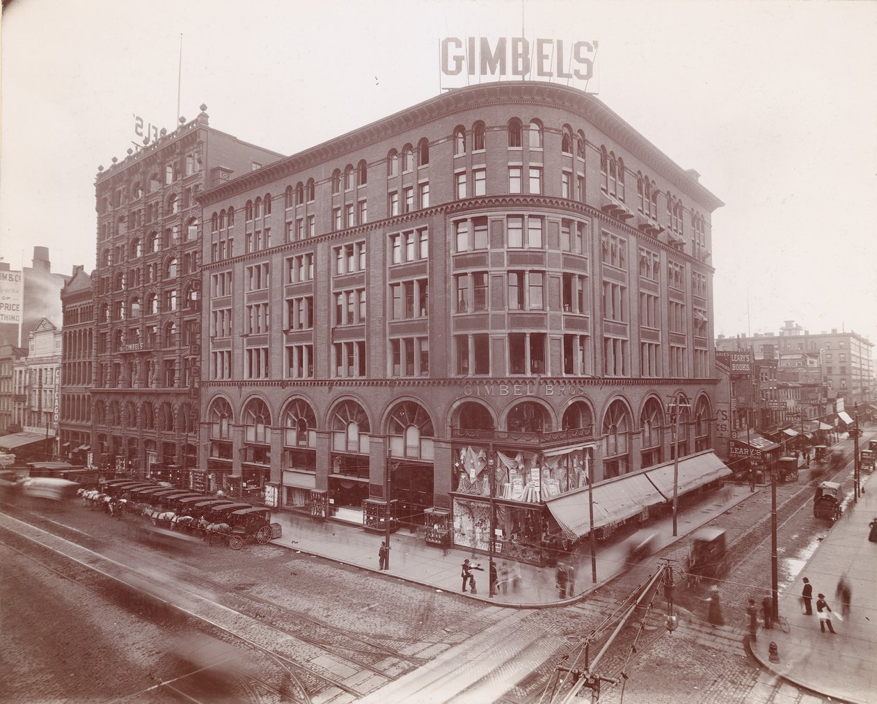 Gimbel兄弟，市场街9号，东南角，1899年（蛋白印刷品） 作者 美国摄影师