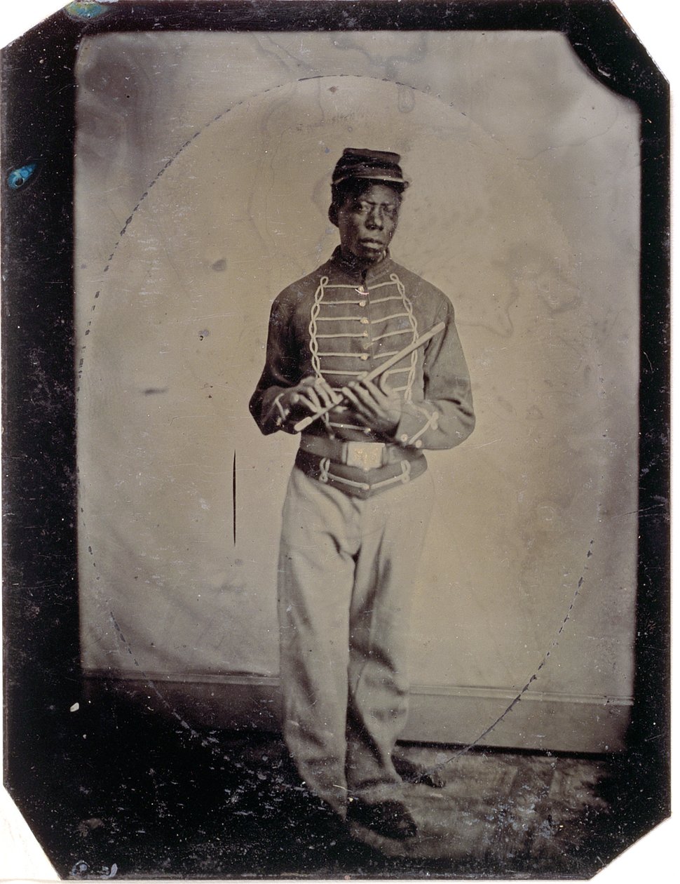 私人John Goosberry，E公司，54th Mass.Inantry Regiment，c.1865（tintype photo） 作者 美国摄影师