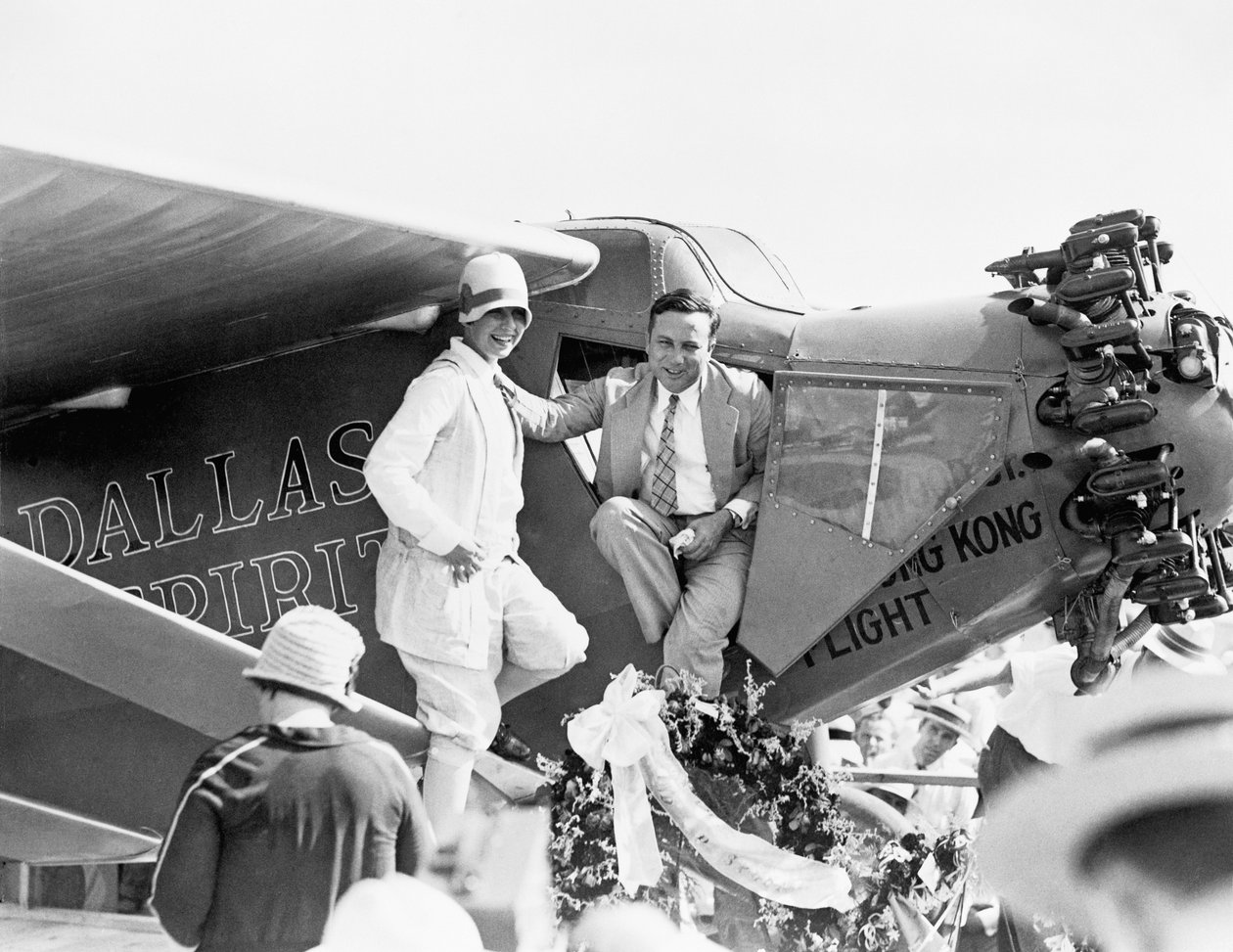 1927年8月6日，P Erwin上尉和夫人在爱情场揭幕达拉斯精神 作者 美国摄影师