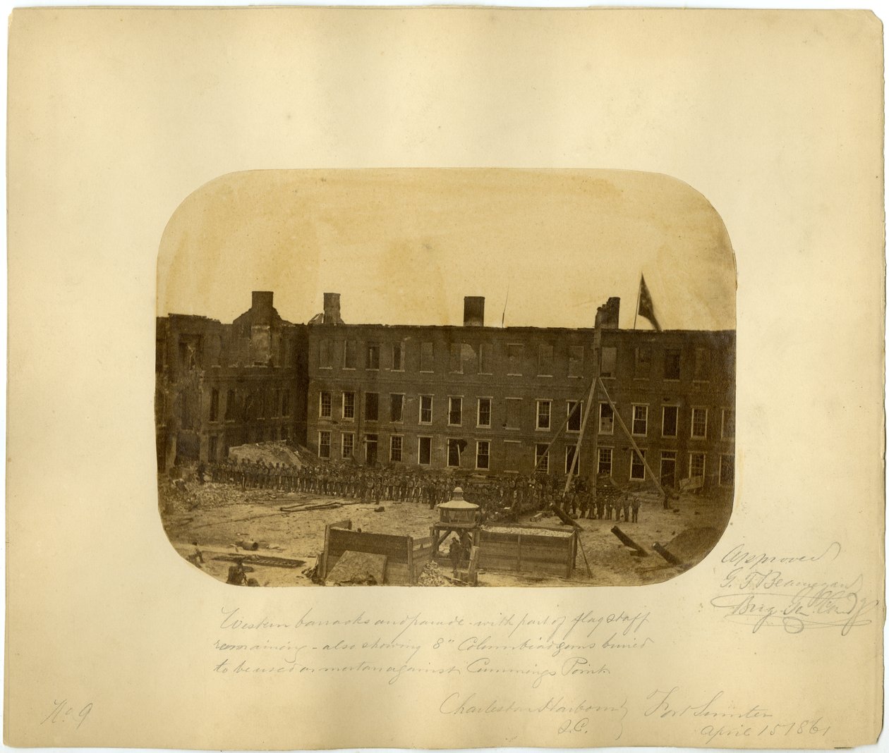 Western Barracks and Parade，萨姆特堡战役，1861年4月15日 作者 美国摄影师