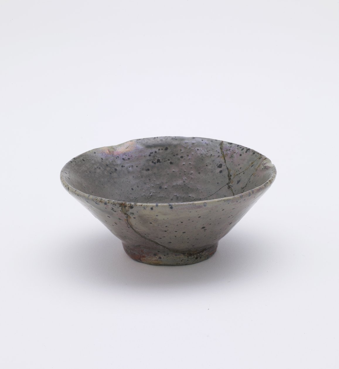碗，底特律，密歇根州，c.1912（陶瓷） 作者 美国学校