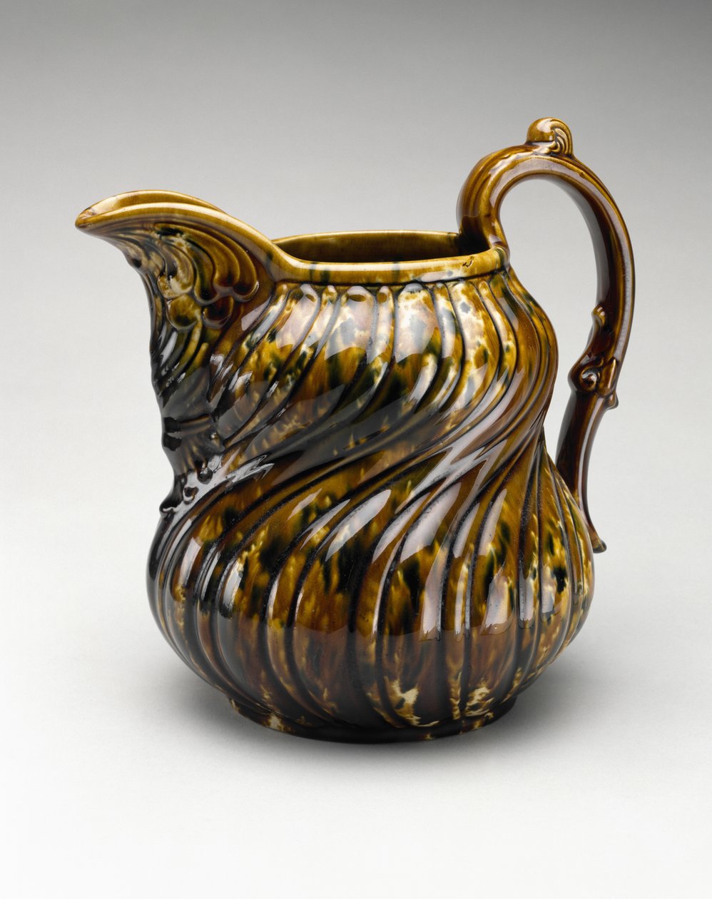 投手c。 1849-1858年（罗金厄姆釉陶器） 作者 美国学校