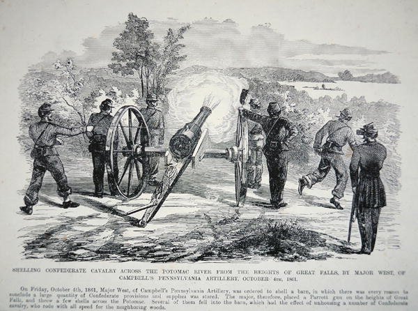 从大瀑布的高处向波托马克河对岸的南军骑兵进行炮击......"，1861年10月4日（石印）。 作者 美国学校