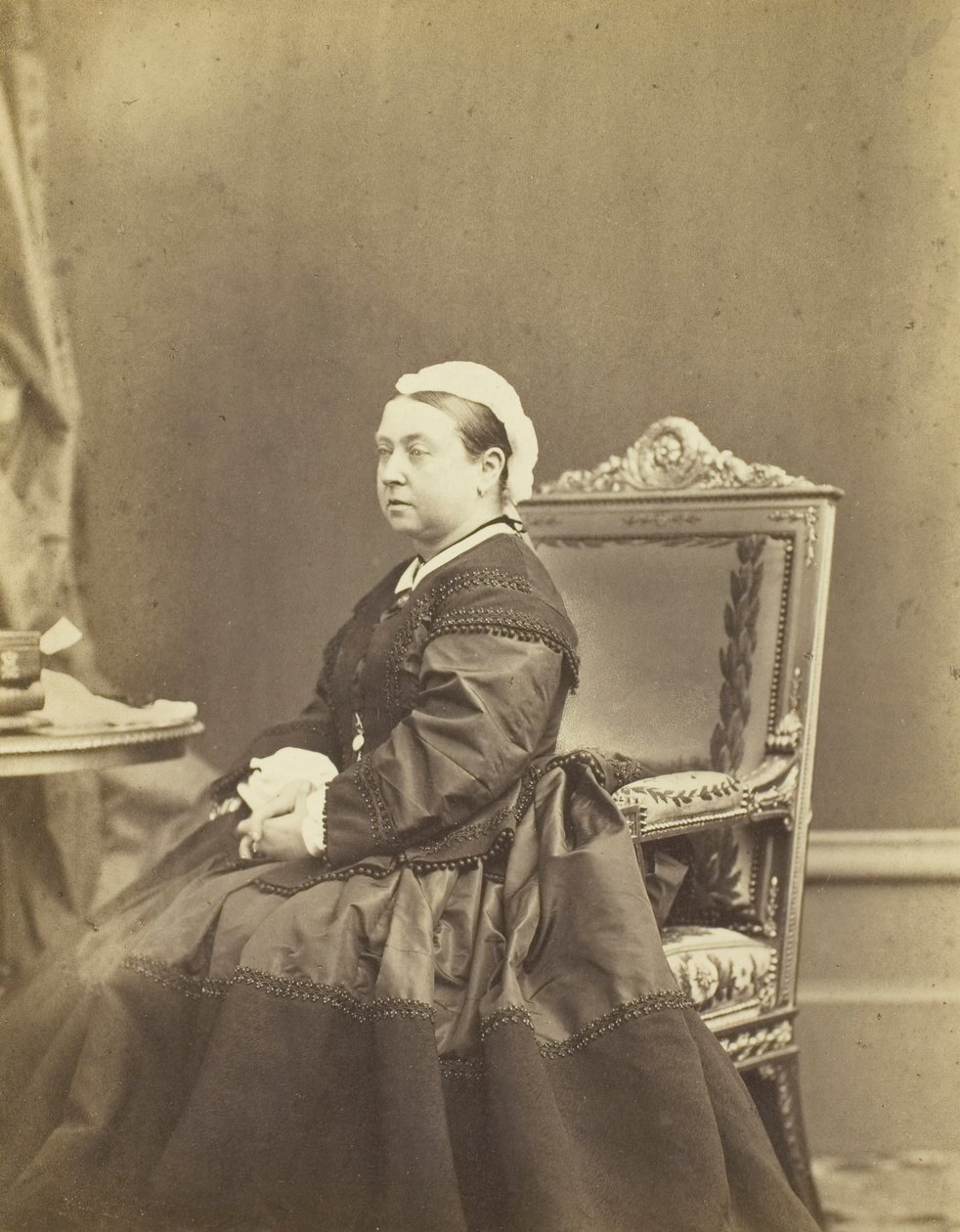 维多利亚女王陛下，1866年12月。 作者 安德烈·阿道夫·尤金·迪斯德里