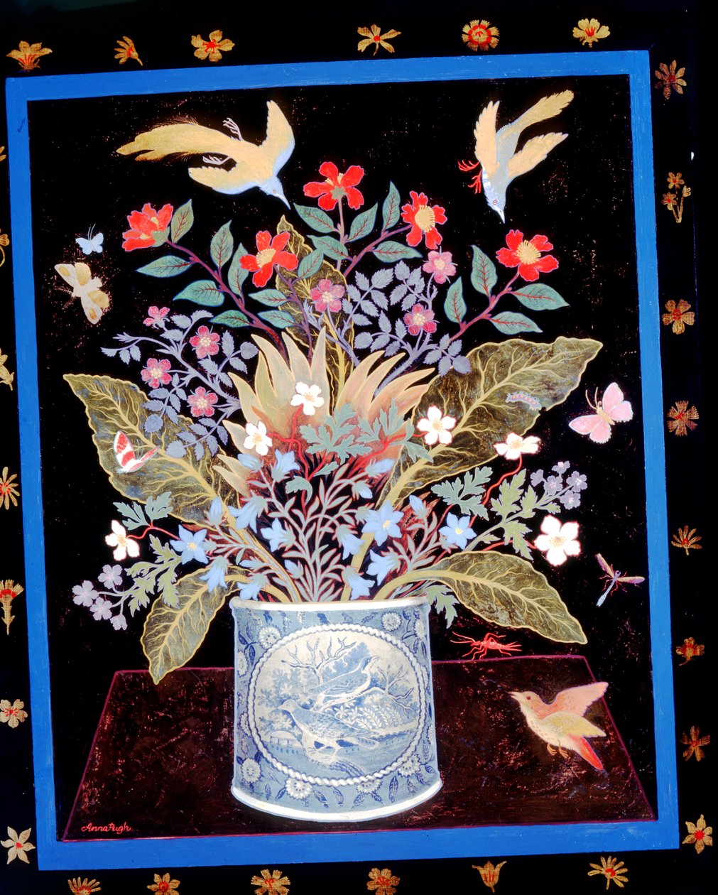 蓝色马克杯中的花朵 作者 
