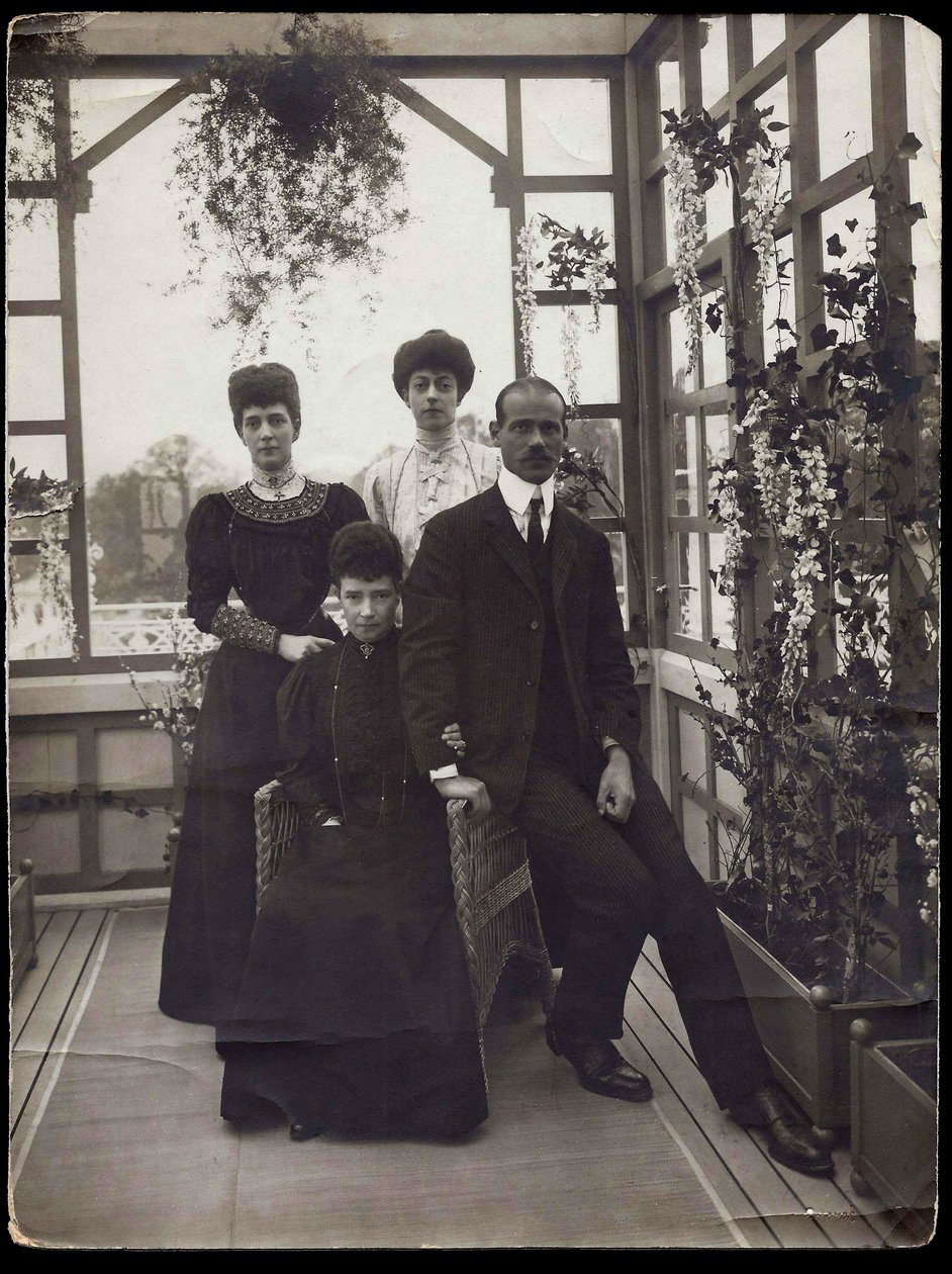 Dagmar de Danemark (1847-1928) - Michel Alexandrovitch de Russie (1878-1918) - Alexandra of Denmark (1844-1925) et princesse Victoria - Dowager Empress Maria Fyodorovna (Feodorovna), Grand Duke Michael Alexandrovich, Queen Alexandra of Great Britain and Pr 作者 匿名匿名