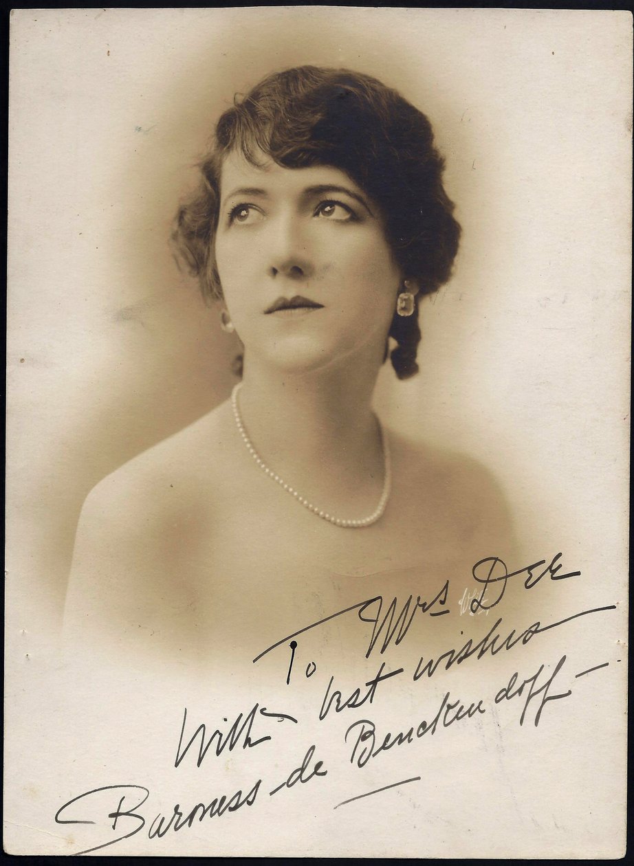 Moura Budberg - Baroness Maria Ignatyevna Budberg (1891-1974), Anonymous. Photograph, c. 1930, Private Collection 作者 匿名匿名