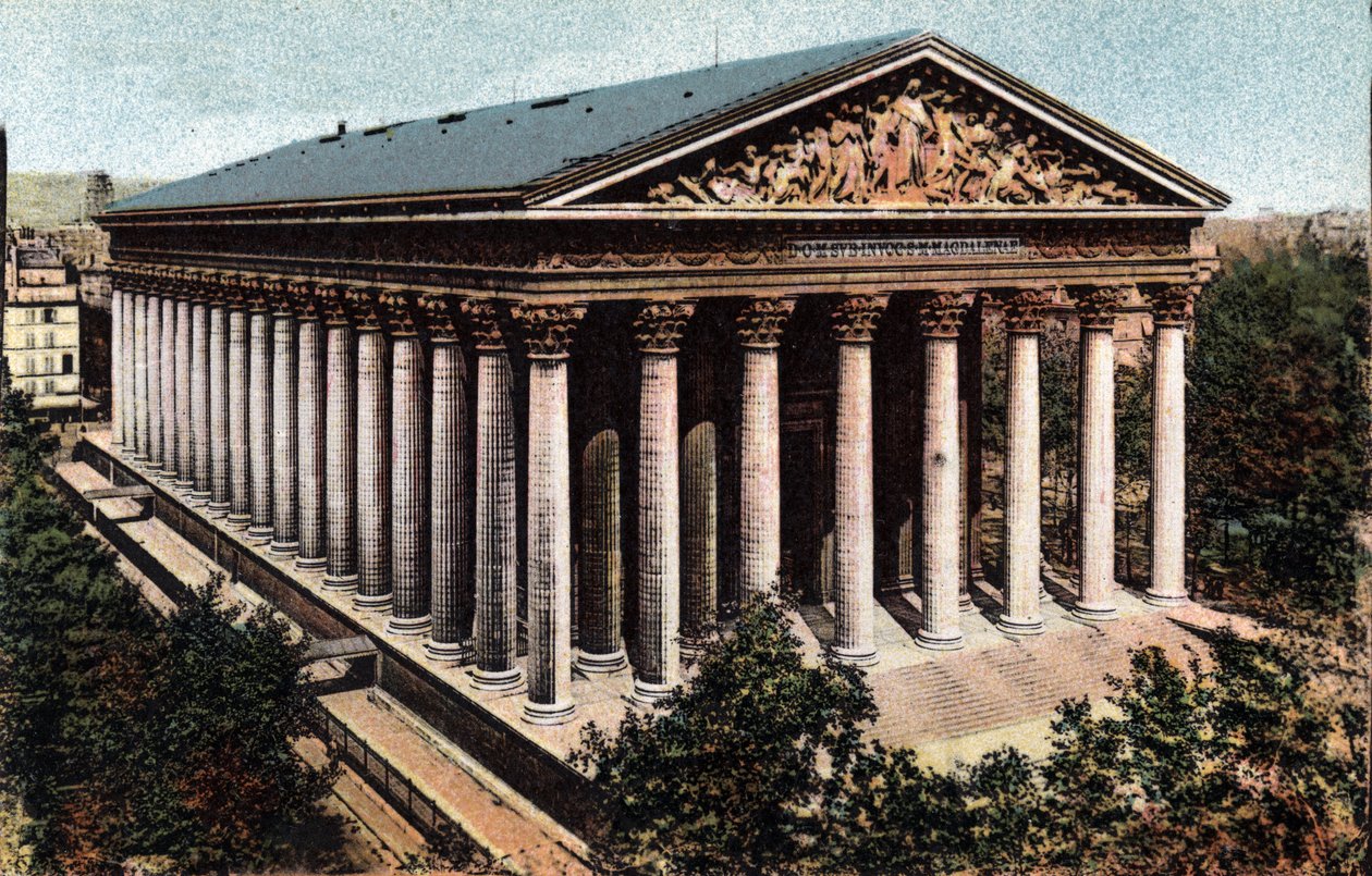 Paris: exterior view of the Church of the Madeleine designed by architect Pierre Alexandre Vignon (1763-1828). Photograph of 1920 in “” Artistic Album”” of the city of Paris. Private collection. 作者 匿名匿名