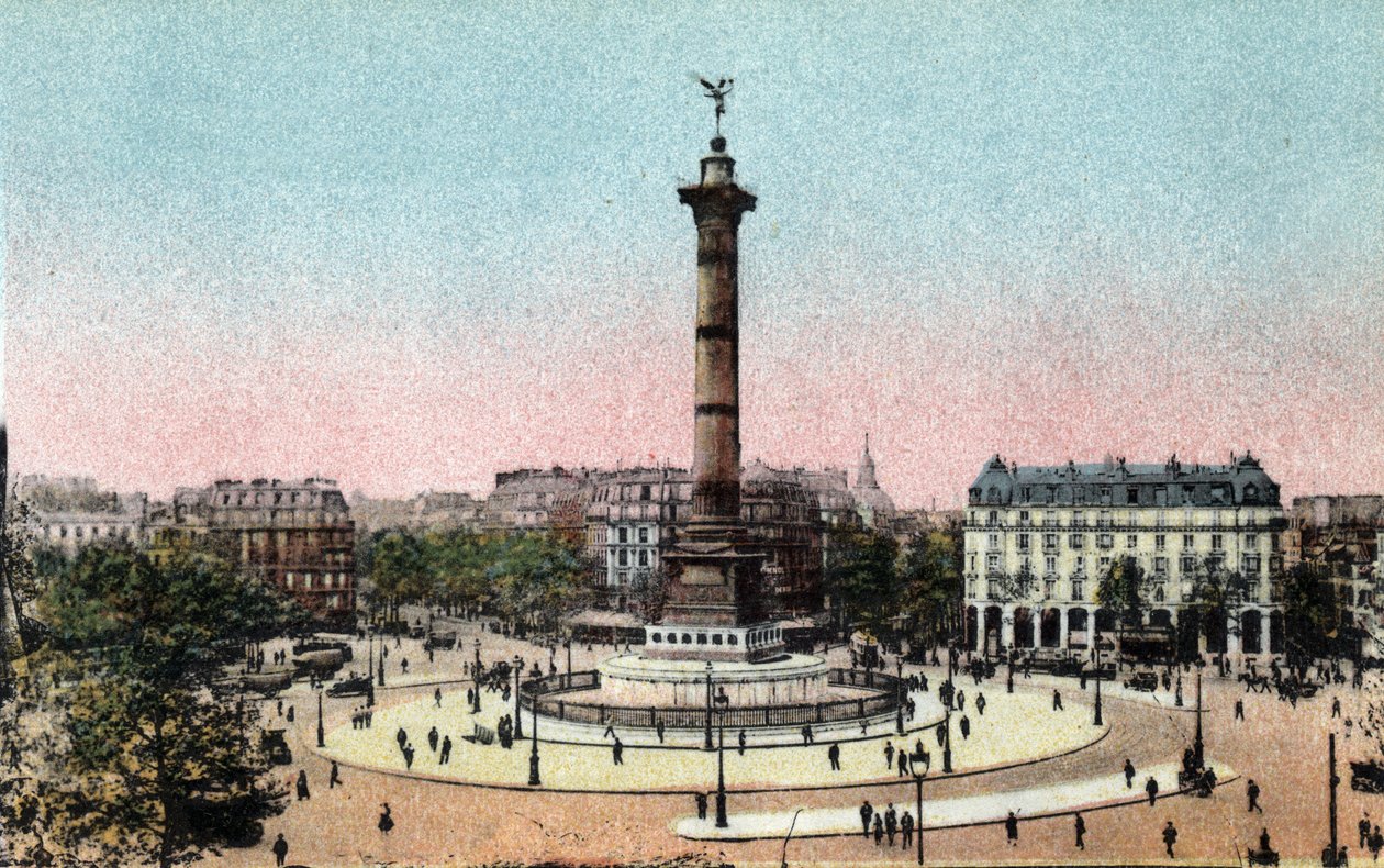 Paris: view of the Column of July on Place de la Bastille. Photograph of 1920 in “” Artistic Album”” of the city of Paris. Private collection. 作者 匿名匿名