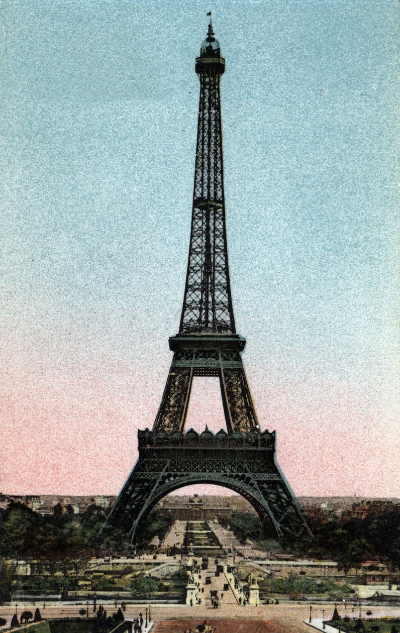巴黎：古斯塔夫-埃菲尔（Gustave Eiffel）（1832-1923）在1887年至1889年间建造的埃菲尔铁塔的景色。巴黎市 "艺术专辑 "中的1920年的照片。私人收藏。 作者 匿名匿名