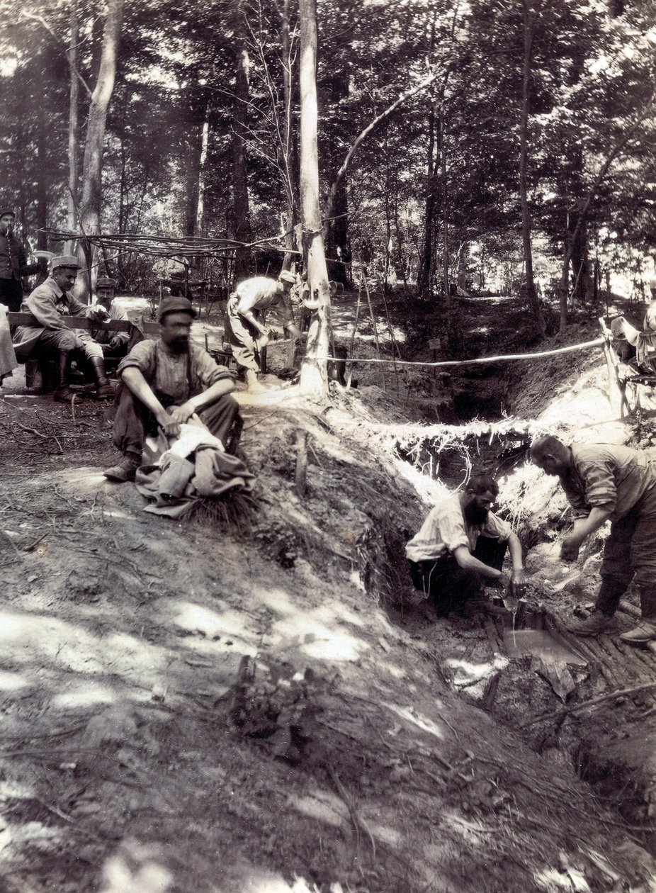 Photograph from a personal album of an infantry lieutenant during the first months of the First World War (1st, Iere 作者 匿名匿名