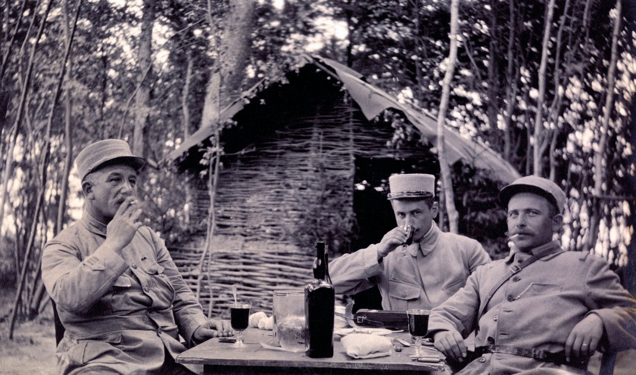Photograph from a personal album of an infantry lieutenant during the first months of the First World War (1st, Iere 作者 匿名匿名