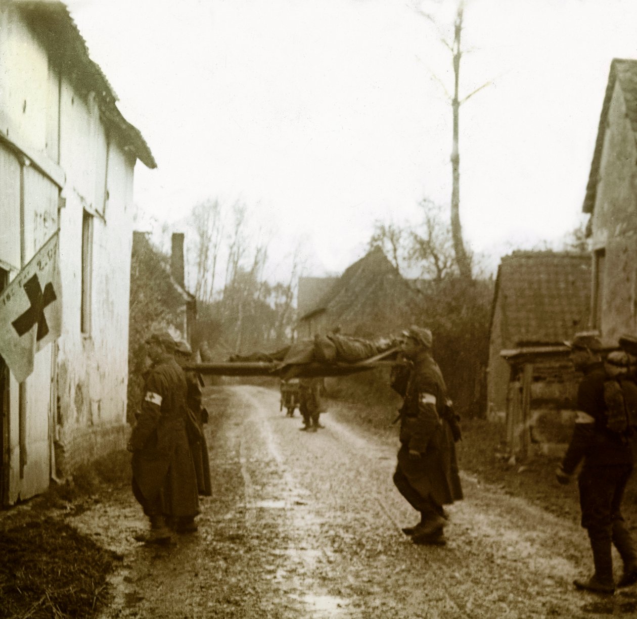 Photography - Stereoscopic glass plate on the First World War: Injured arriving at the emergency station, Private Collection 作者 匿名匿名