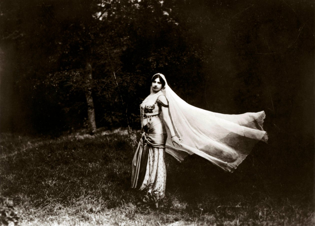 Margaretha Geertruida Zelle 的肖像，被称为玛塔哈里 (Mata-Hari 作者 匿名匿名
