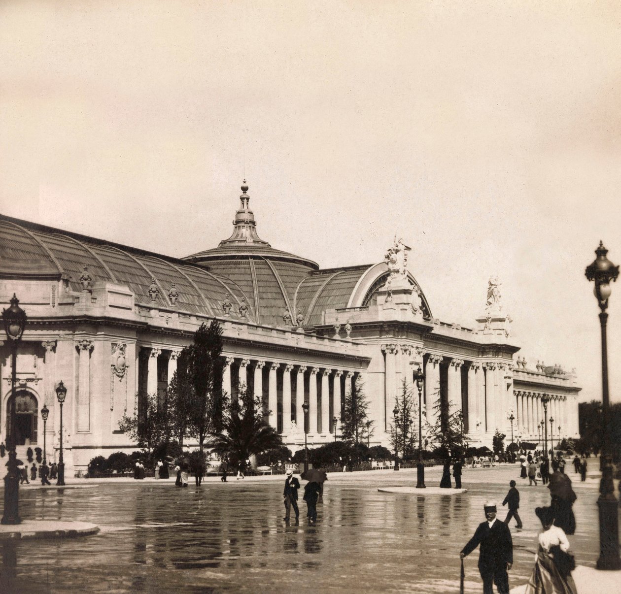 Universal Exposition of 1900 - Exposition Universelle de 1900 in Paris: Le Grand Palais - private collection 作者 匿名匿名