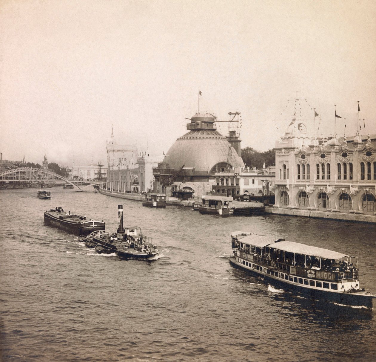 1900年的世界博览会--巴黎1900年世界博览会。塞纳河的全景，左岸 - 私人收藏 作者 匿名匿名