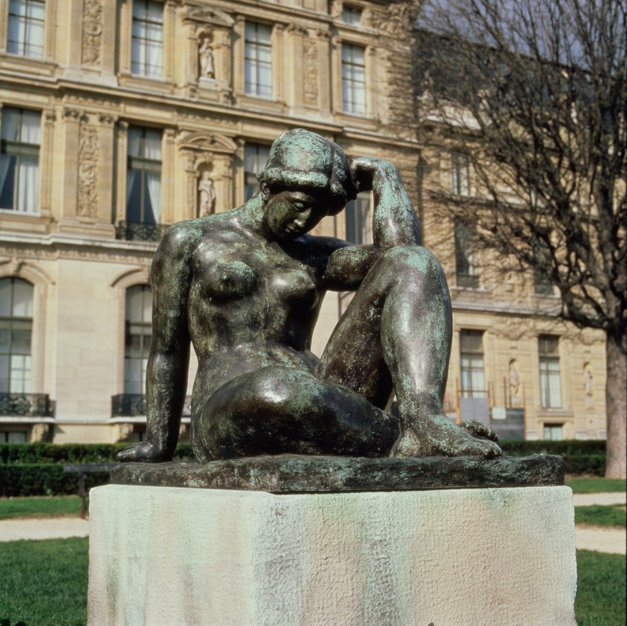 地中海，Place du Carrousel，卢浮宫，巴黎，1902-05（青铜）（见（160258-160261其他观点） 作者 阿里斯蒂德·马约尔