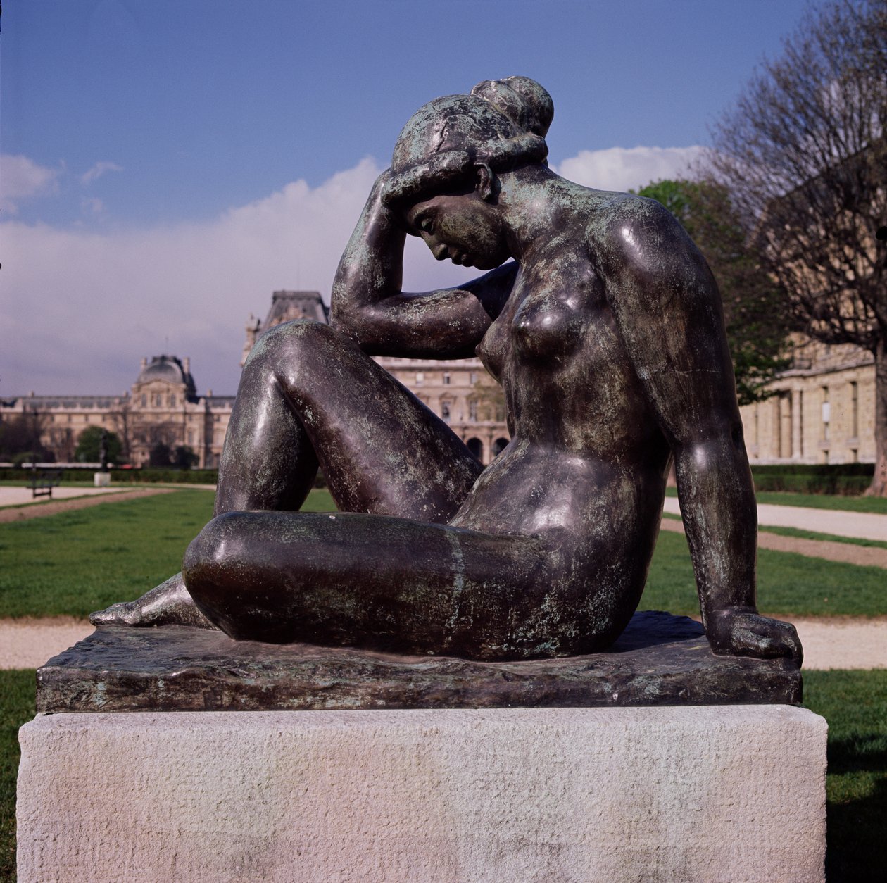 地中海，Place du Carrousel，卢浮宫，巴黎，1902-05（青铜）（其他观点见160259-160261） 作者 阿里斯蒂德·马约尔
