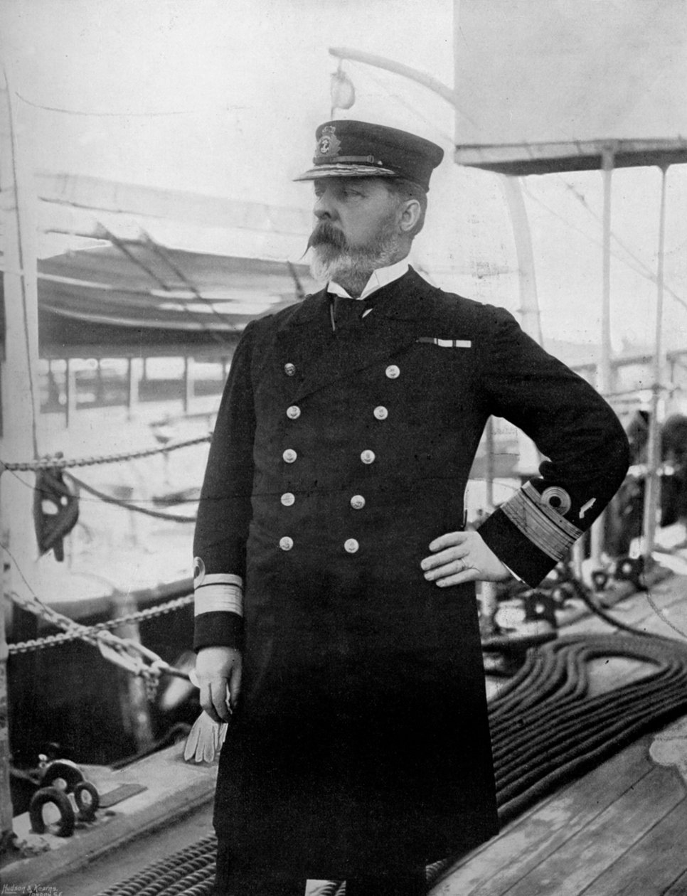 1896年，英军太平洋舰队司令亨利·伯里·帕利斯（Henry Bury Palliser）将军。 作者 亚瑟·德本汉（Arthur Debenham）