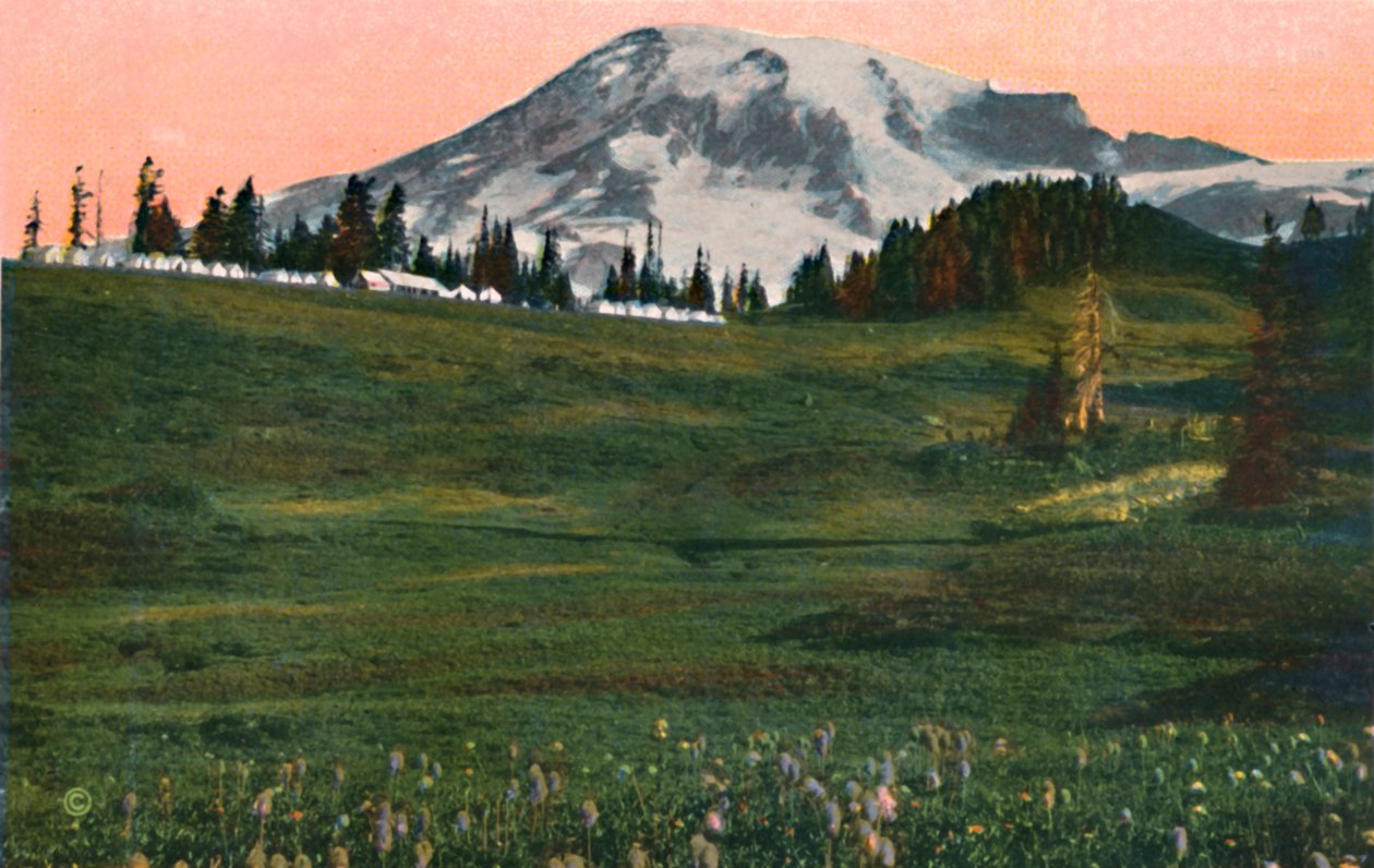 云营，雷尼尔山，c1916 作者 阿萨尔·柯蒂斯（Asahel Curtis）